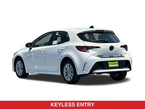 Ice Cap 2026 Toyota Corolla SE