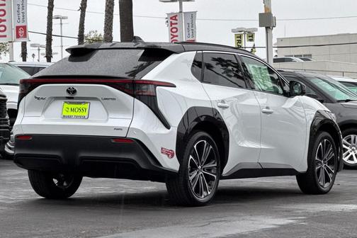 2023 Toyota bZ4X Limited