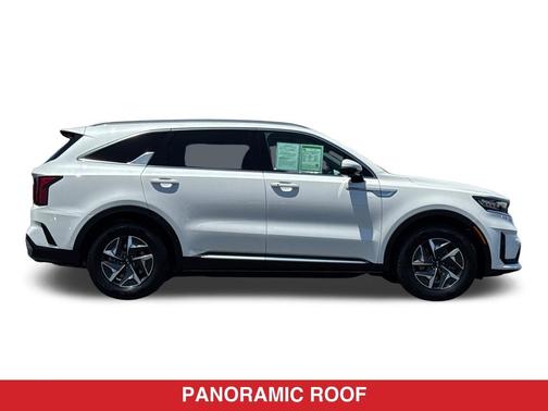 Snow White Pearl 2021 Kia Sorento Hybrid EX