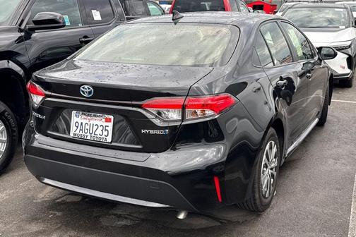 2022 Toyota Corolla Hybrid LE