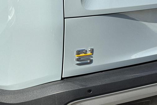 2023 Rivian R1S Adventure