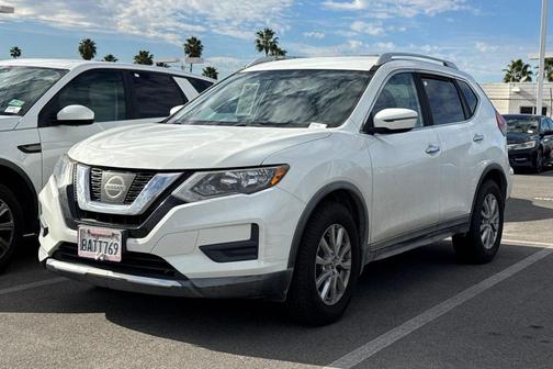 2017 Nissan Rogue SV