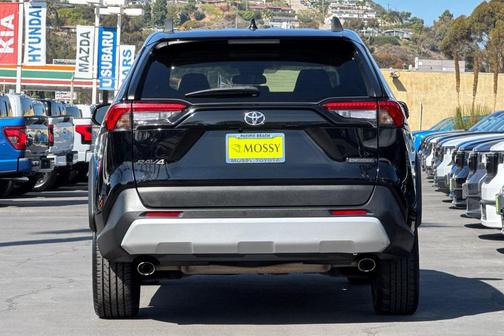 2023 Toyota RAV4 Adventure