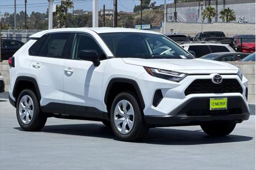 2025 Toyota RAV4 LE