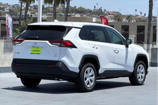 2025 Toyota RAV4 LE