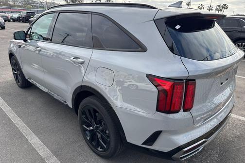 2023 Kia Sorento SX