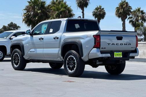 2025 Toyota Tacoma TRD Off Road