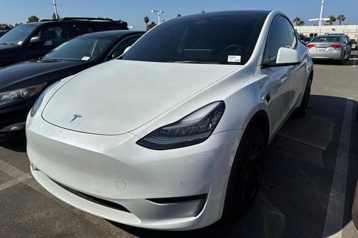 2021 Tesla Model Y Long Range Dual Motor All-Wheel Drive