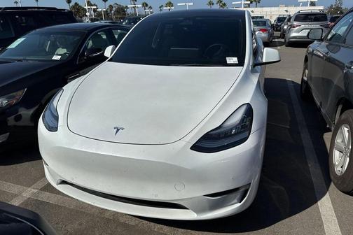 2021 Tesla Model Y Long Range Dual Motor All-Wheel Drive