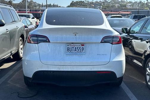 2021 Tesla Model Y Long Range Dual Motor All-Wheel Drive