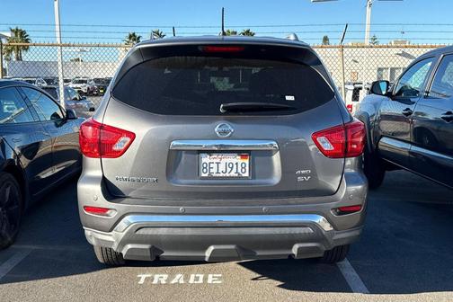 2018 Nissan Pathfinder SV