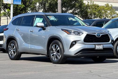 2020 Toyota Highlander Hybrid XLE