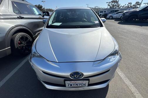 2016 Toyota Prius Three Touring