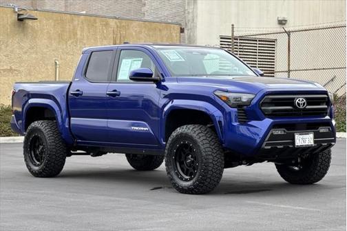 2025 Toyota Tacoma SR5