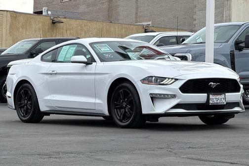 2021 Ford Mustang EcoBoost