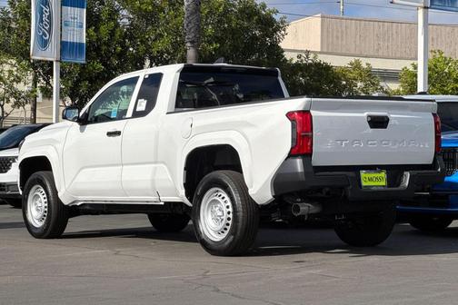 2025 Toyota Tacoma SR