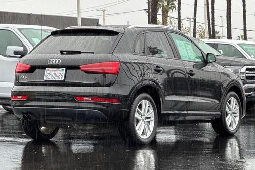 2017 Audi Q3 2.0T Premium