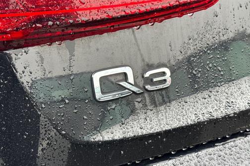 2017 Audi Q3 2.0T Premium