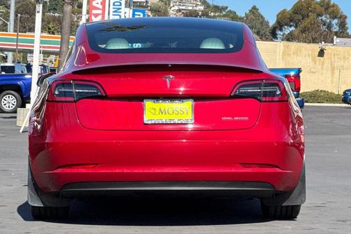 2020 Tesla Model 3 Performance