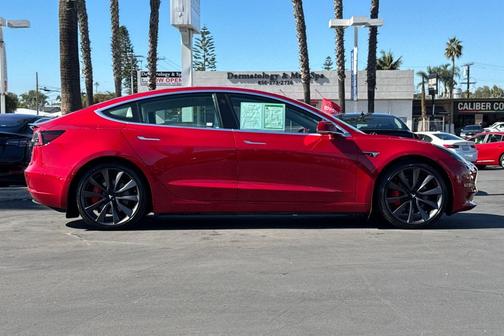 2020 Tesla Model 3 Performance