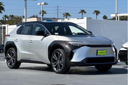 2025 Toyota bZ4X Limited