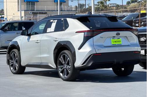 2025 Toyota bZ4X Limited
