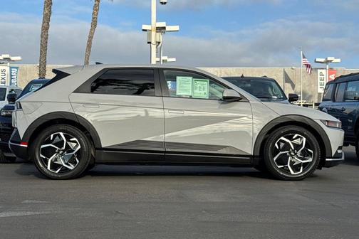 2024 Hyundai IONIQ 5 SE