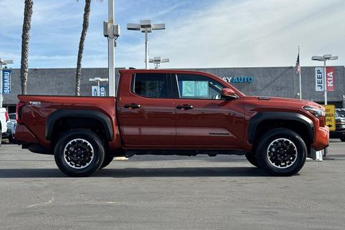 2025 Toyota Tacoma Hybrid TRD Off Road