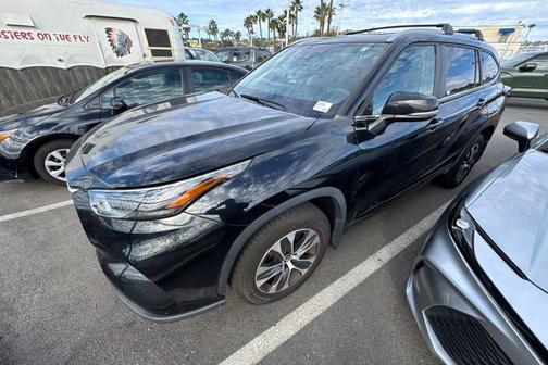 2023 Toyota Highlander XLE