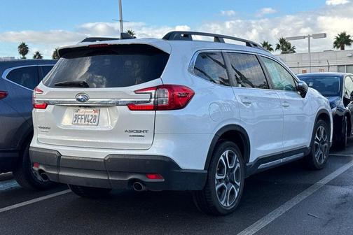 2023 Subaru Ascent Limited 8-Passenger