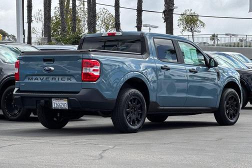 2022 Ford Maverick XL