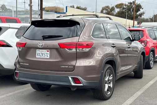 2017 Toyota Highlander Limited Platinum