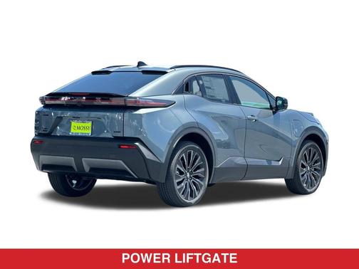 Overcast 2026 Toyota C-HR XSE