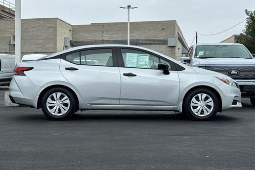 2020 Nissan Versa 1.6 S