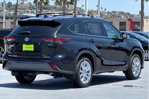 2025 Toyota Highlander Hybrid Limited