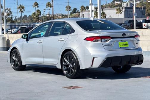 2025 Toyota Corolla SE