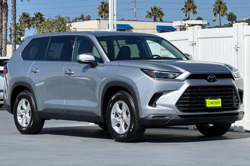 2026 Toyota Highlander LE