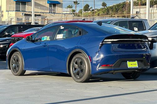 2026 Toyota Prius Plug-In Hybrid SE