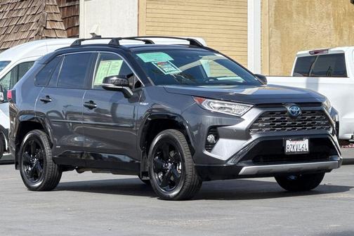 2021 Toyota RAV4 Hybrid SE