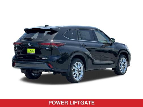 Midnight Black Metallic 2026 Toyota Highlander Hybrid Limited