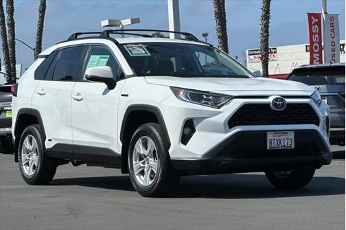 2021 Toyota RAV4 Hybrid XLE