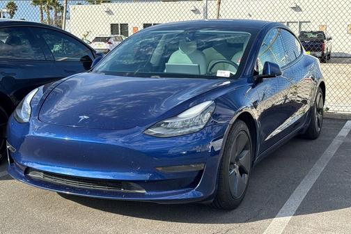 2021 Tesla Model 3 Standard Range Plus