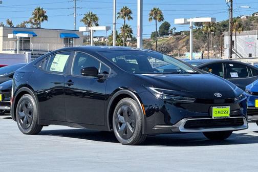 2026 Toyota Prius Plug-In Hybrid 