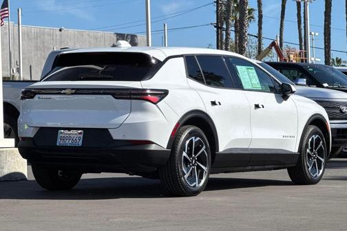 2025 Chevrolet Equinox EV LT
