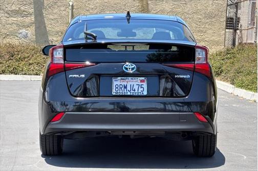 2020 Toyota Prius LE