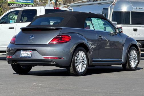 2019 Volkswagen Beetle 2.0T SE