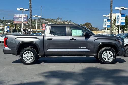 2025 Toyota Tundra SR5