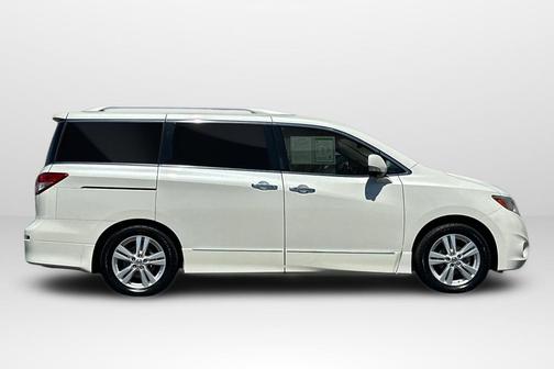 White Pearl 2014 Nissan Quest LE