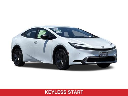 Wind Chill Pearl 2024 Toyota Prius Prime SE