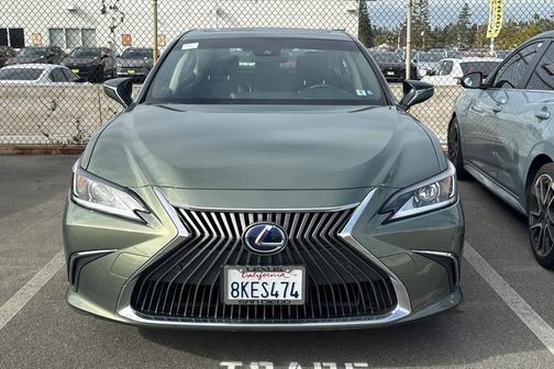 2019 Lexus ES 300h Base